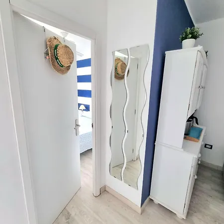 Lägenhet El Marinero Segunda Linea Del Mar, Centrico Y Con Wifi Gratis Los Cristianos (Tenerife)