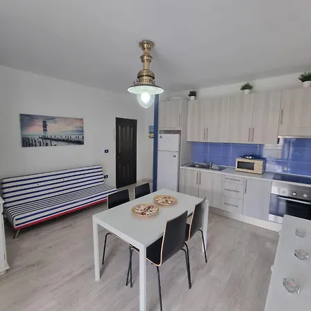 El Marinero Segunda Linea Del Mar, Centrico Y Con Wifi Gratis Los Cristianos (Tenerife)