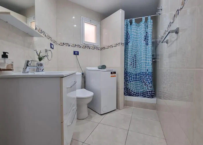 El Marinero Segunda Linea Del Mar, Centrico Y Con Wifi Gratis Apartament Los Cristianos (Tenerife)