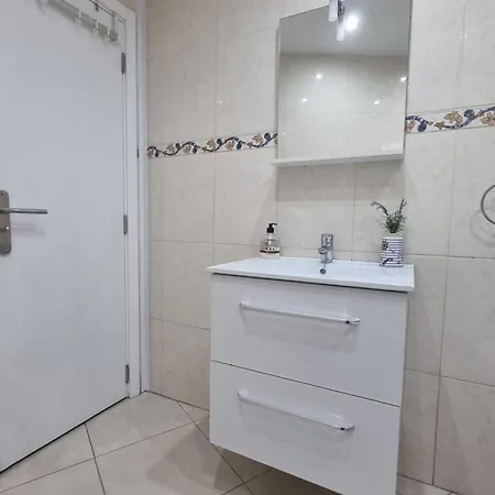 El Marinero Segunda Linea Del Mar, Centrico Y Con Wifi Gratis